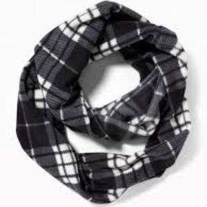 Old Navy black and white plaid fleece snood scarf